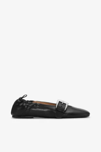 Buckle Strap Ballerinas in Black