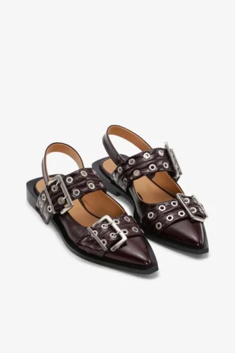 Feminine Buckle Ballerinas in Burgundy