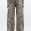 Izey Jeans in Leopard Print