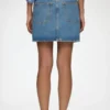 Skirt in Rigid Denim